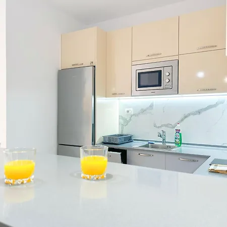 Korabi Luk 695 Apartment *