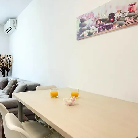 Korabi Luk 695