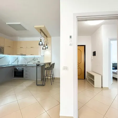 Apartment Korabi Luk 695