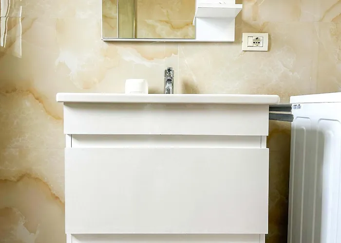 Korabi Luk 695 Apartment *