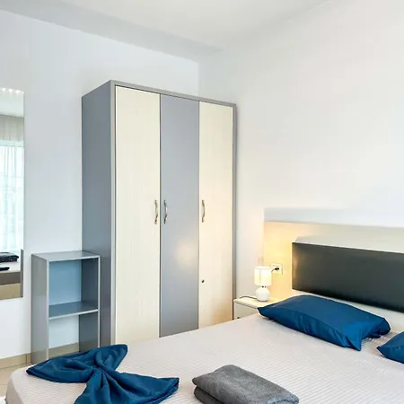 Korabi Luk 695 Durrës