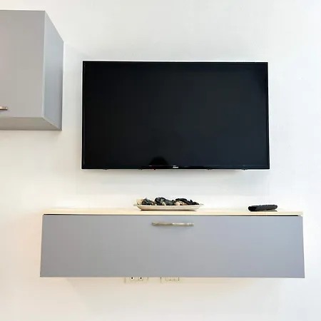 Appartamento Korabi Luk 695