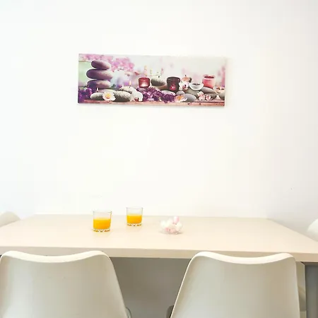 Korabi Luk 695 Apartament *