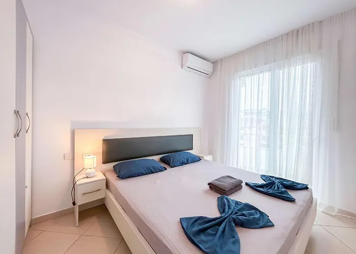 Korabi Luk 695 Appartement