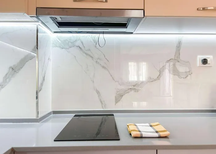 Korabi Luk 695 * Durrës