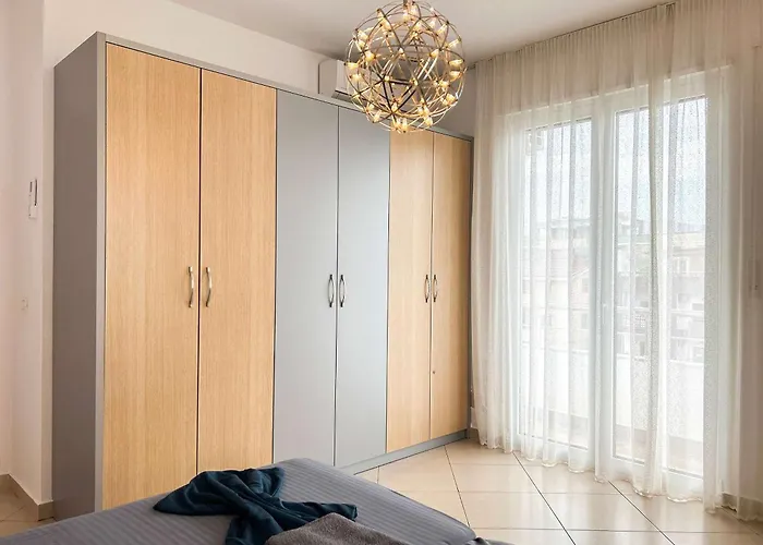 Korabi Luk 695 * Durrës