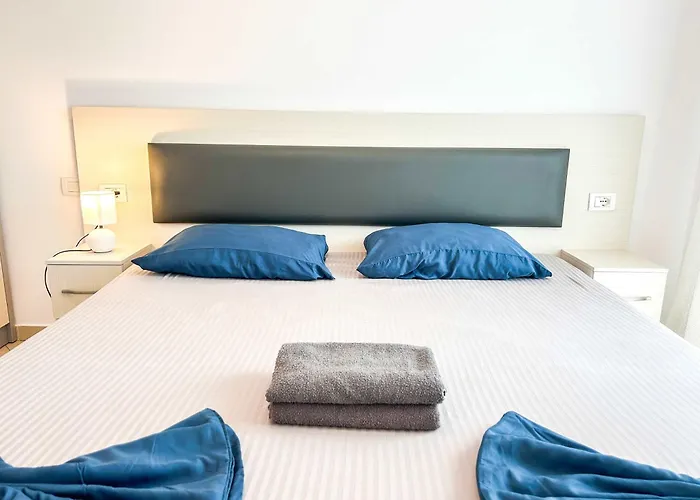 Korabi Luk 695 Durrës