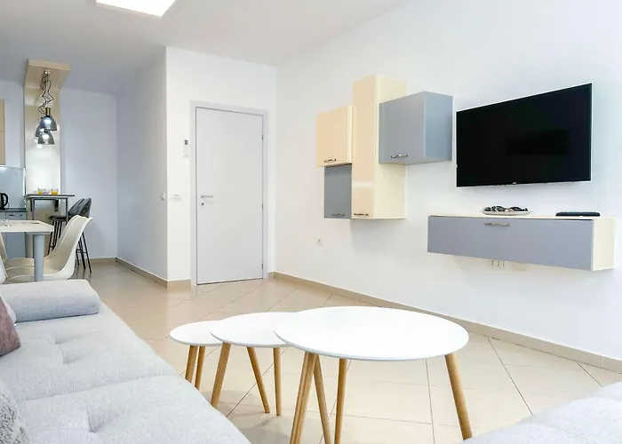 Korabi Luk 695 Durrës